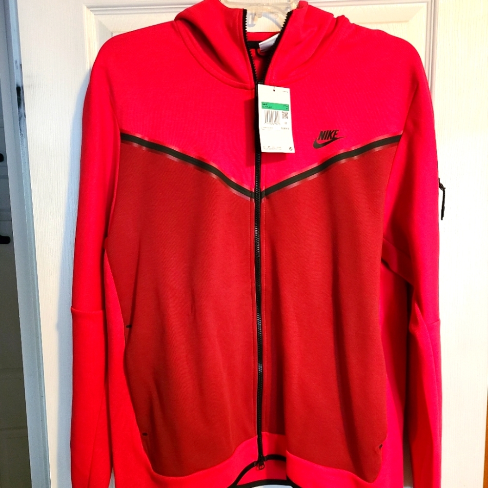 Nike pullover